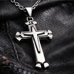 Men’s Stainless Steel Cross Necklace 22 Inch Chain Polished Silver Faith